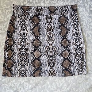 Fashion nova faux snake skin mini skirt